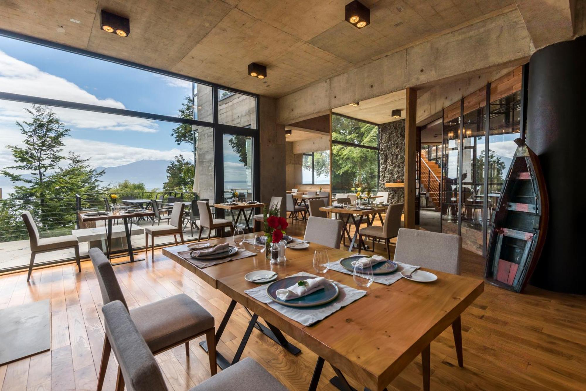 Hotel Awa Puerto Varas Exterior photo